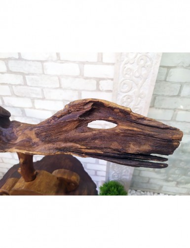 Holzskulptur „Drache“ für die Büroeinrichtun